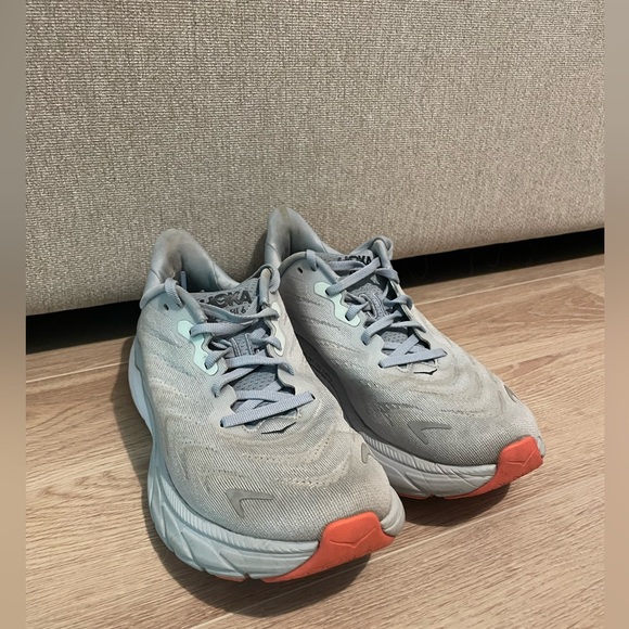 HOKA Arahi 6 - Picture 4 of 5